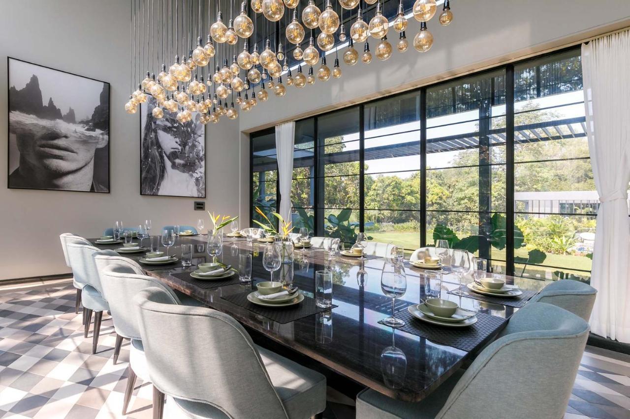 Stayvista At The Charcoal Villa Luxury Collection 阿里巴格 外观 照片