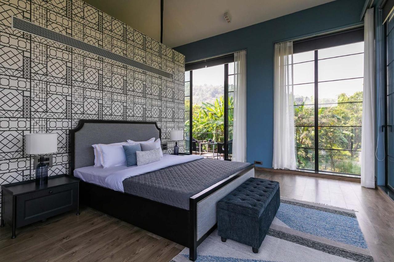 Stayvista At The Charcoal Villa Luxury Collection 阿里巴格 外观 照片