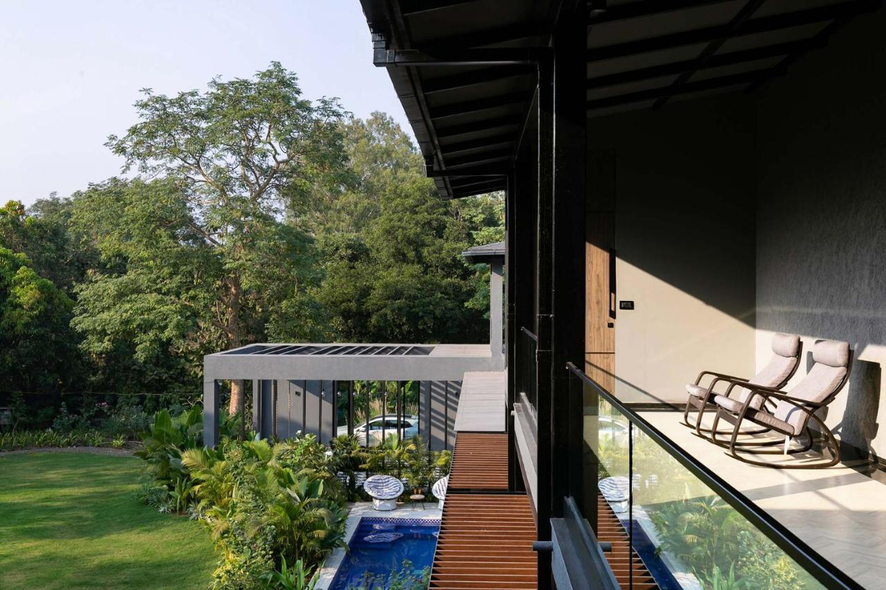 Stayvista At The Charcoal Villa Luxury Collection 阿里巴格 外观 照片