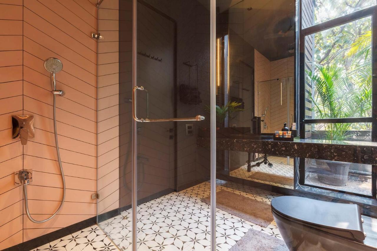 Stayvista At The Charcoal Villa Luxury Collection 阿里巴格 外观 照片