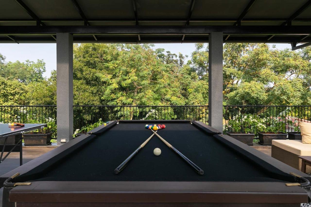 Stayvista At The Charcoal Villa Luxury Collection 阿里巴格 外观 照片